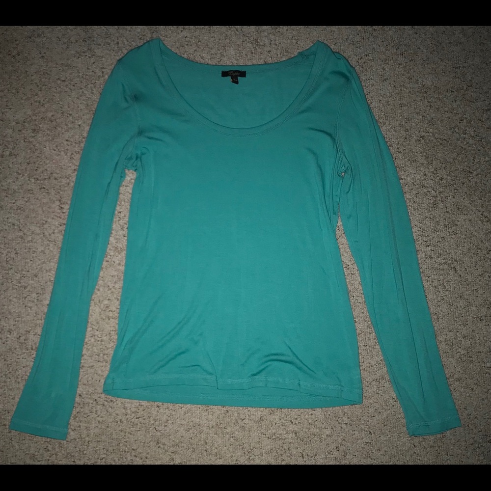 Teal long sleeve shirt